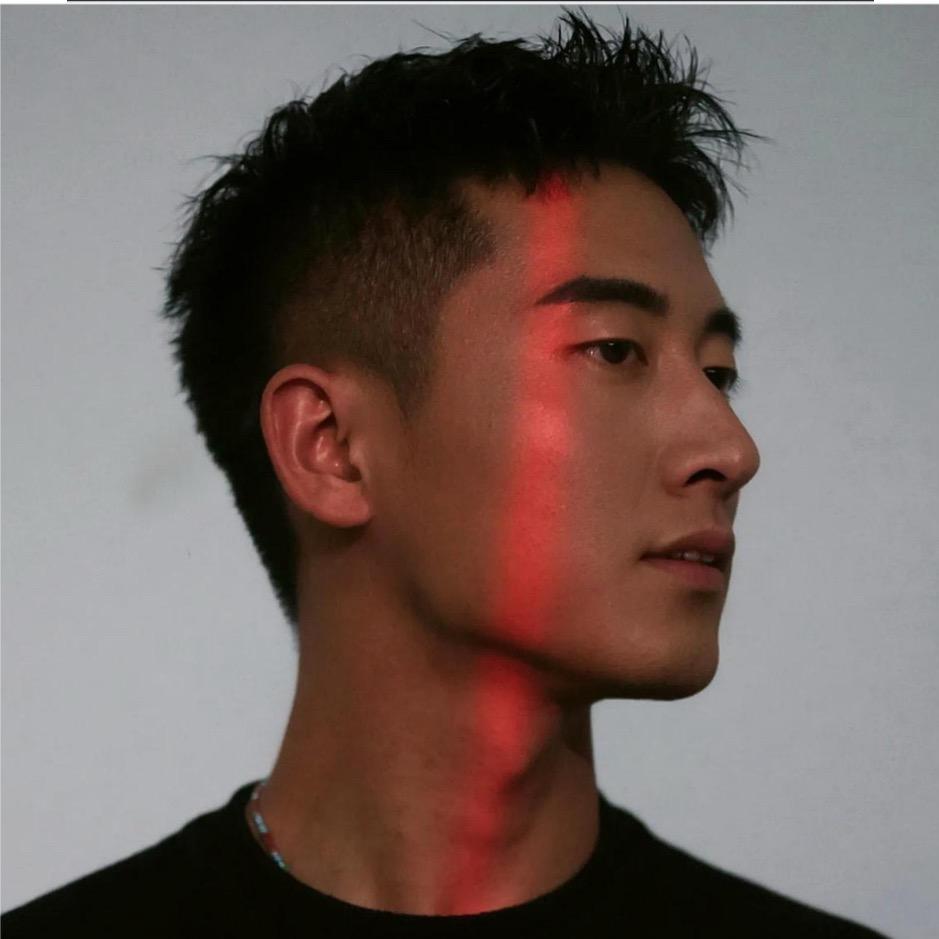 迁安鲜花饰品小男花艺师