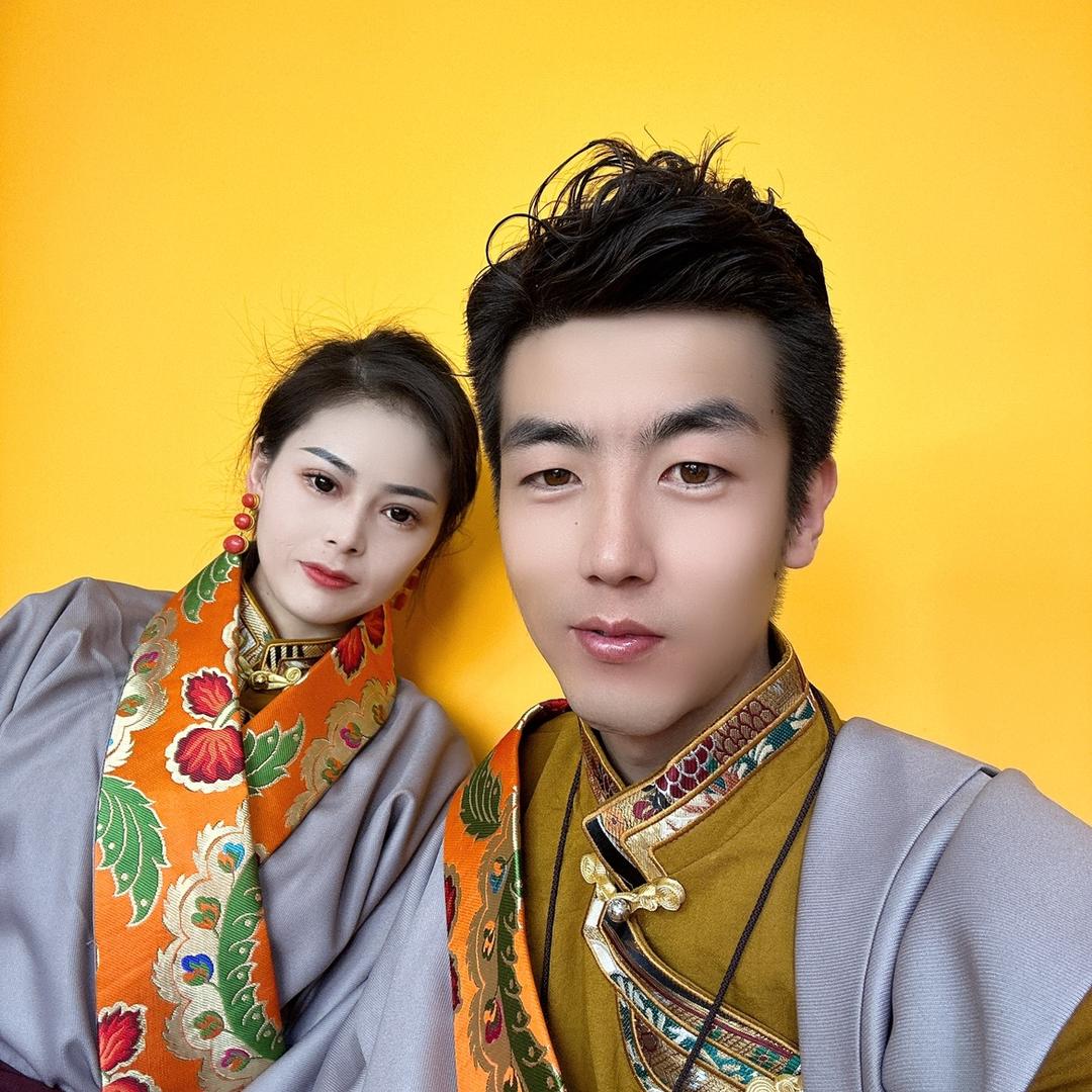 香罗夫妇精选藏装