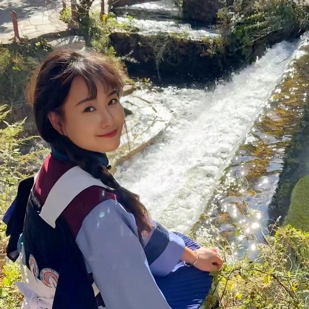 丽江找铺妹（光子）