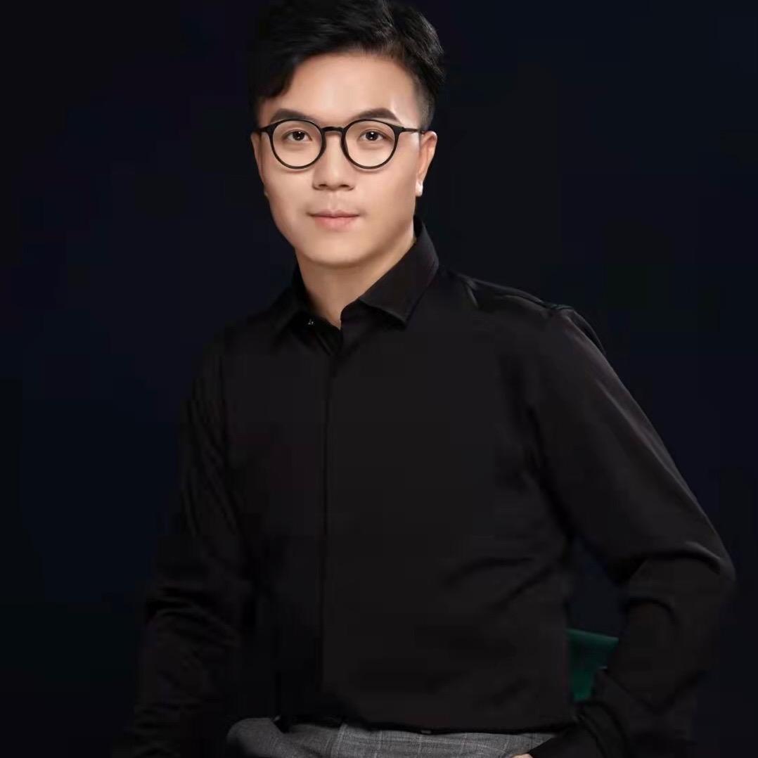 公考李亦靓