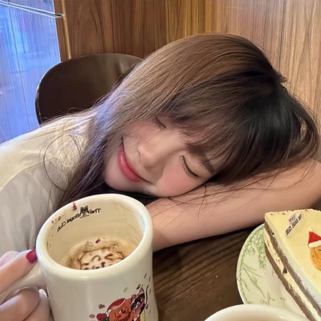 小昃^