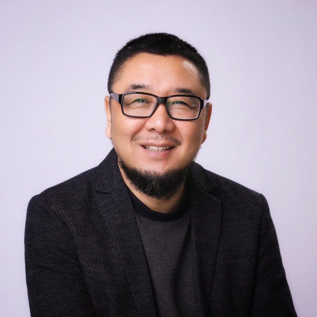 李学伟