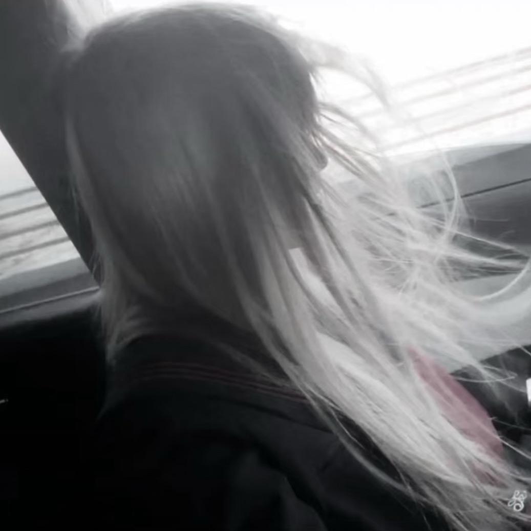 过客何须千千结