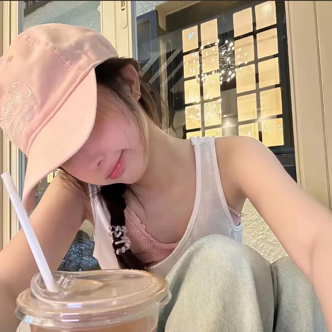 小猪蹄花花🍊.