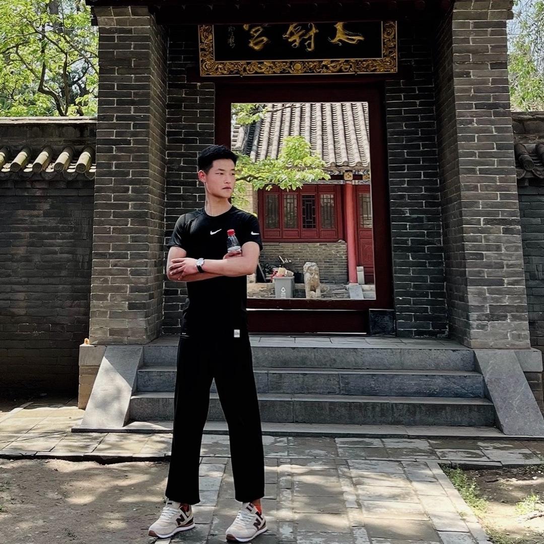 中岳文武名浩教练
