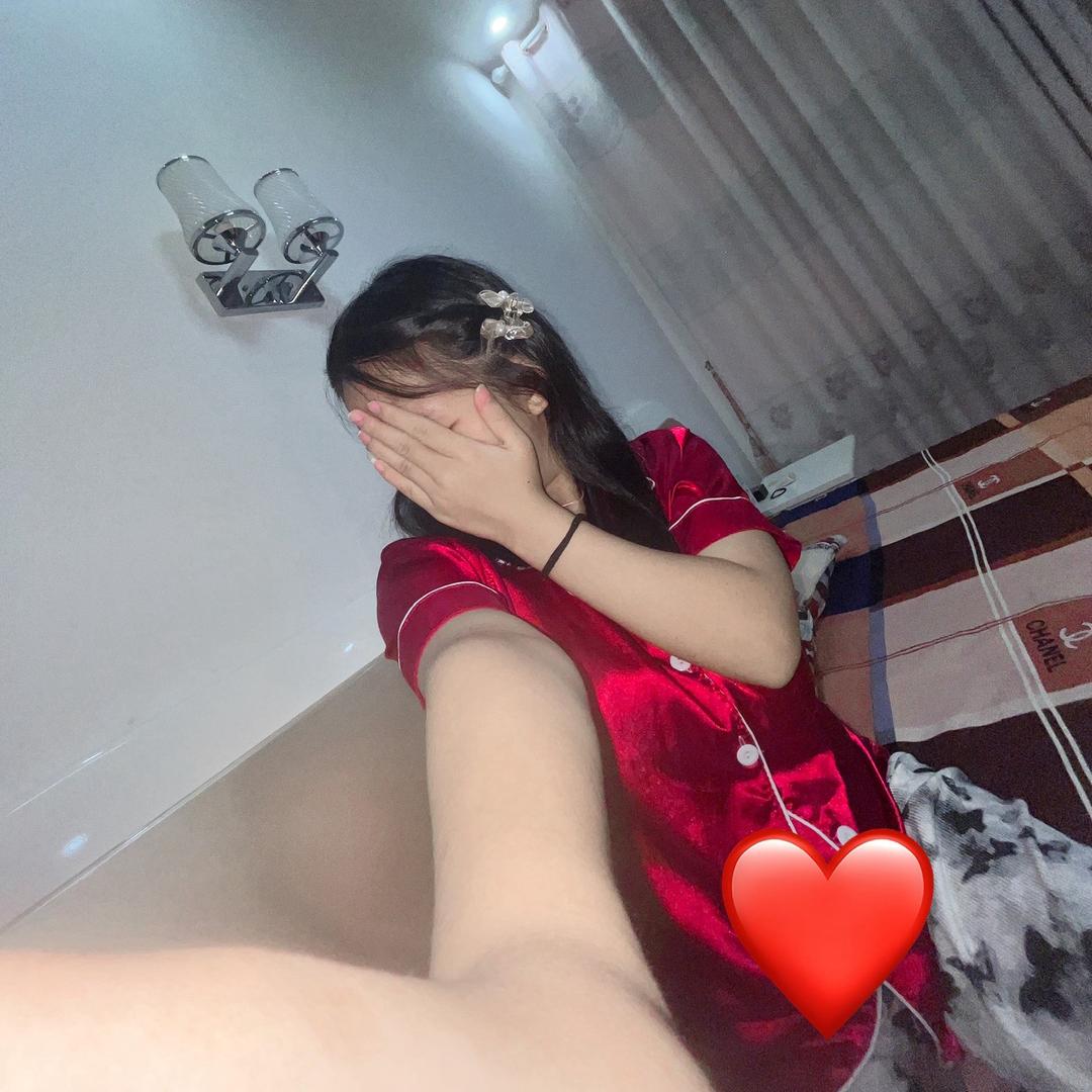 ສາວເຢີ🍓ຫັຼກຊາວ💞丽丽
