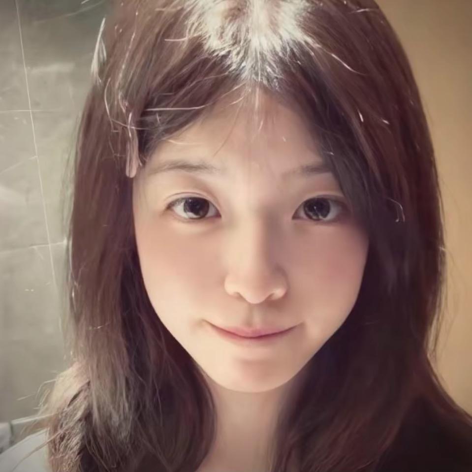 Cr