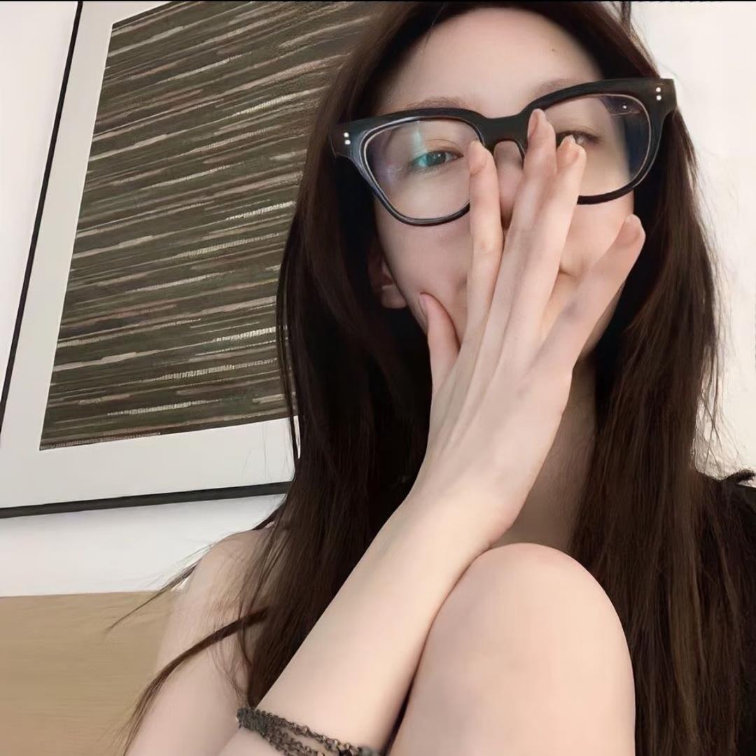 Nuyoah.
