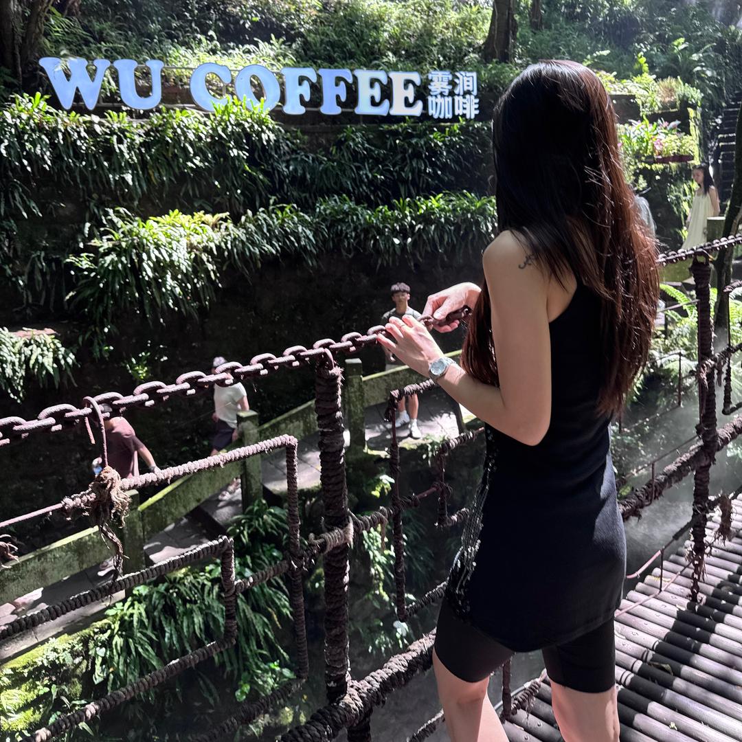 𖤐*̩̩͙wang⸝⋆⋆̩☂︎*̣̩