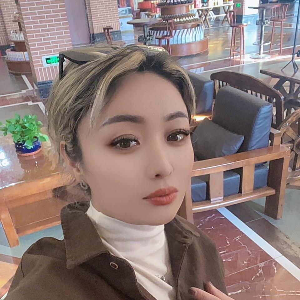 美发师: 米la baby