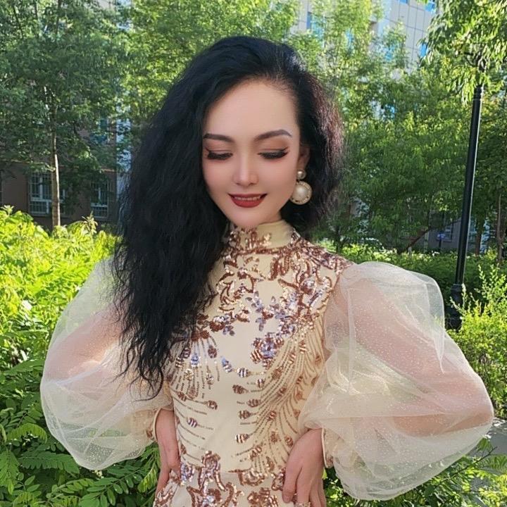 迪丽礼服批发店