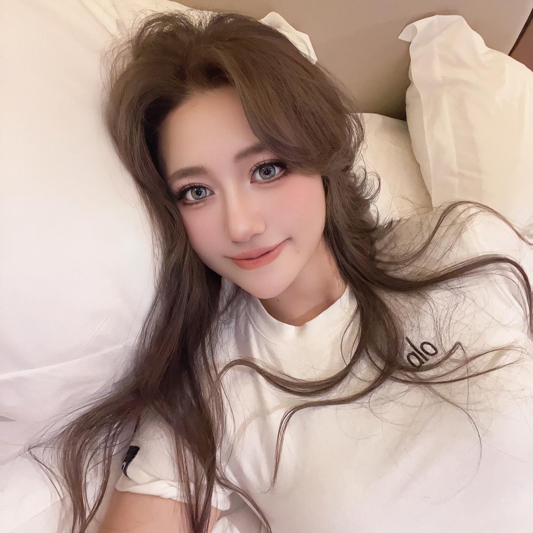 张亦穆曦
