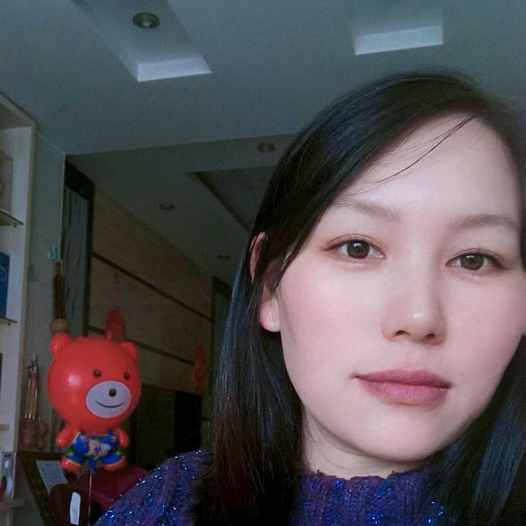 我是小燕子