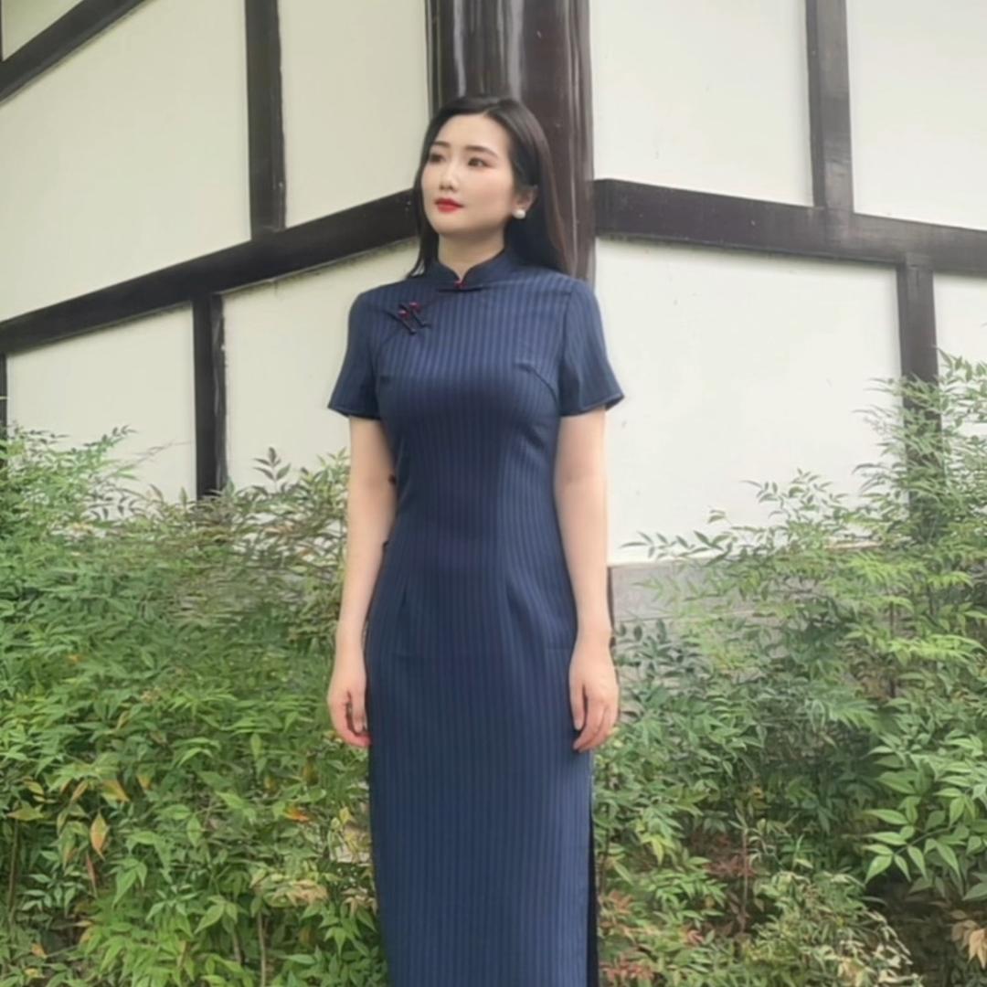 青萝旗袍