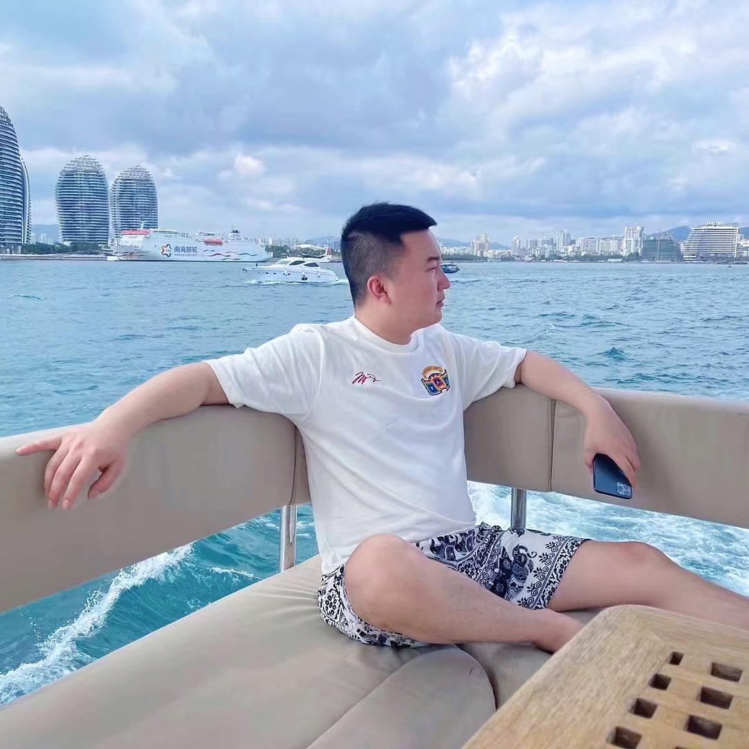 德彪Supercar