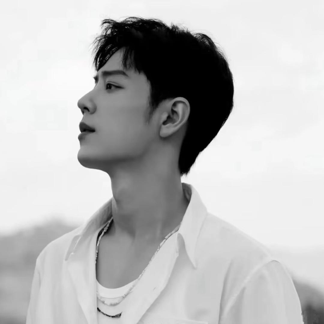 𝙐𝙉𝙄𝙌𝙐𝙀