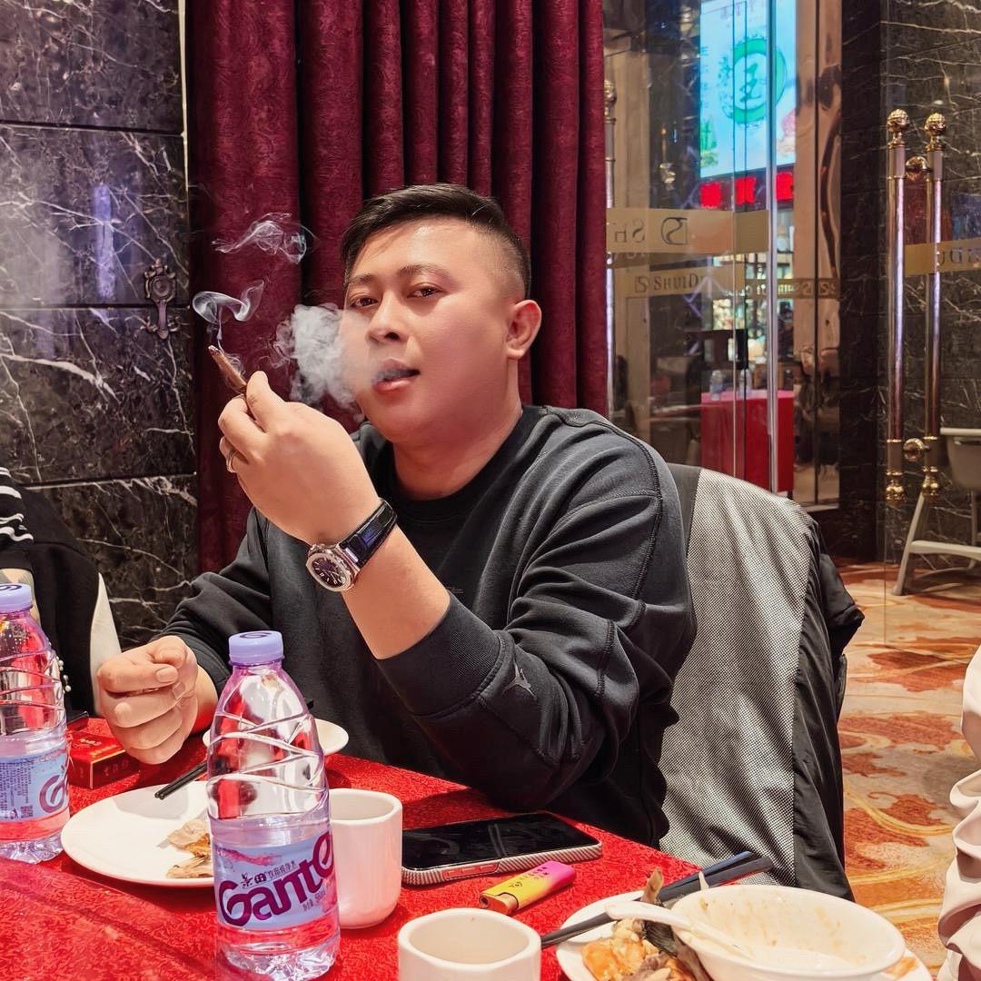 福鑫鼎二手车（租车业务）