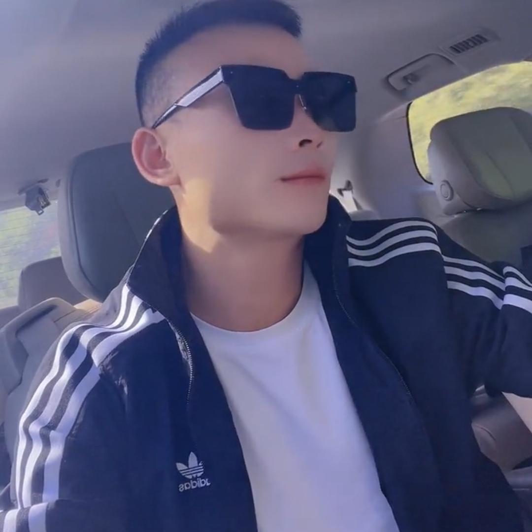 @彬子  《襄阳汽车租赁》