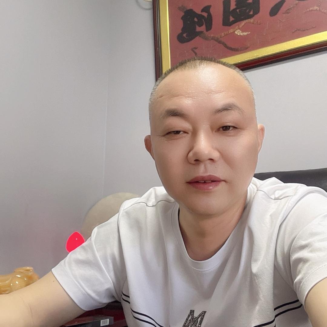 曾建明（览众装饰）