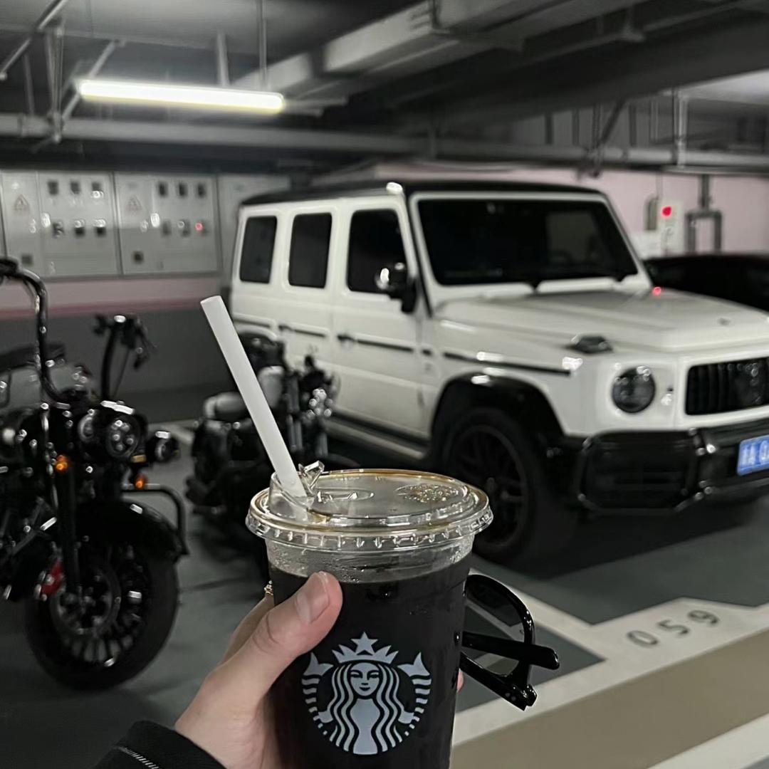 8+1小酒馆