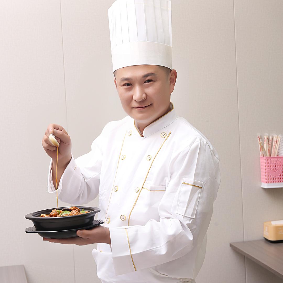 卖红烧肉的邱哥