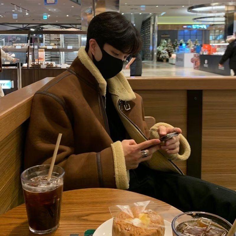 胆小鬼讲故事、首播