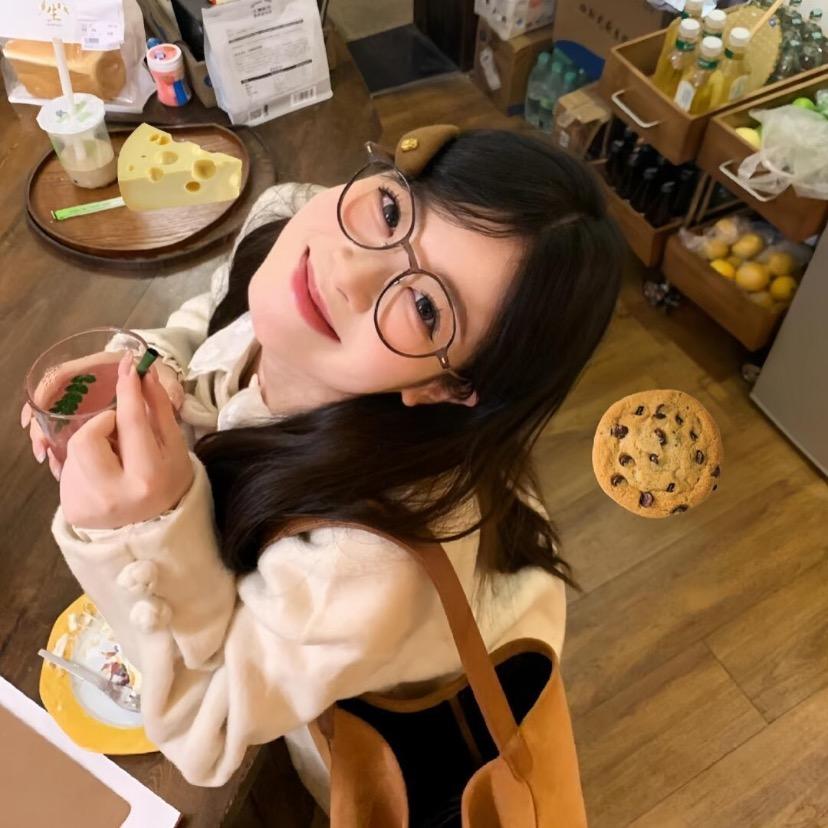 小竹困鼠了