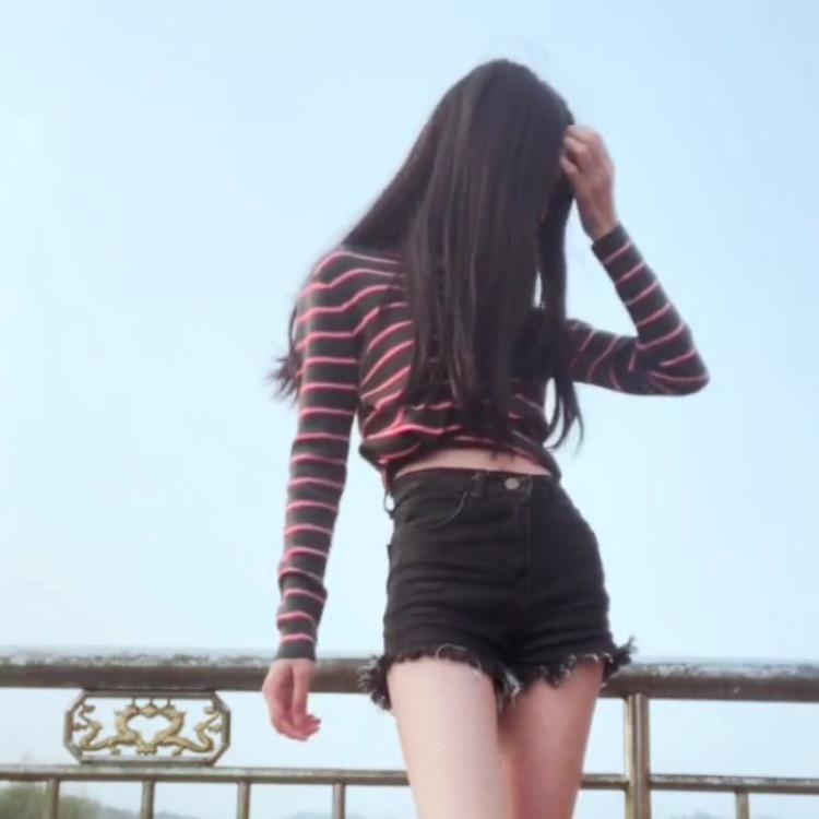 健身小姐姐
