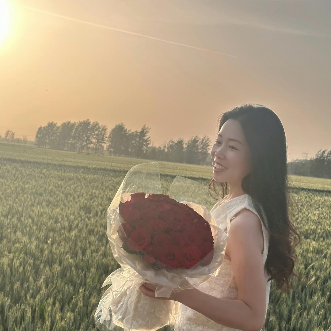 还是小芳呀