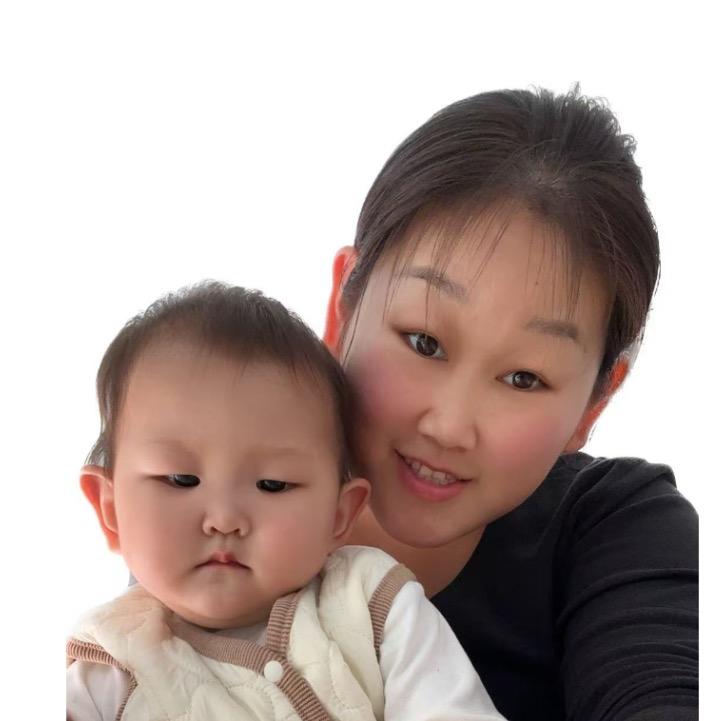 媛媛摆摊不摆烂