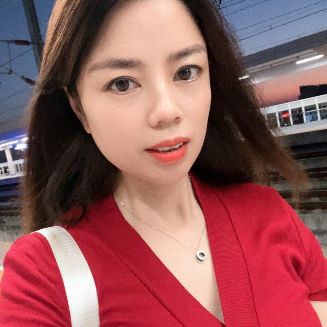丹妮^_^