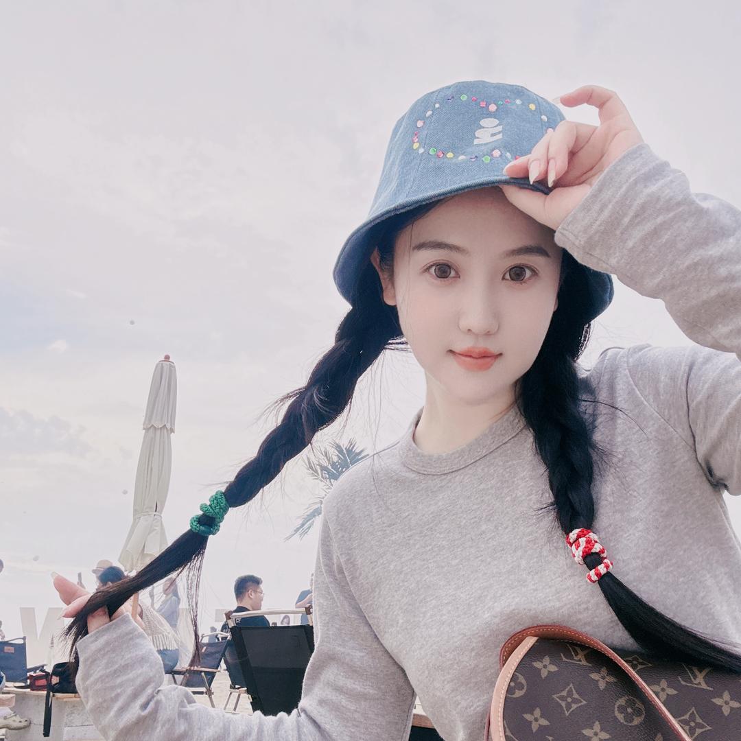 叶赫那拉楠姐姐(中年少女版)