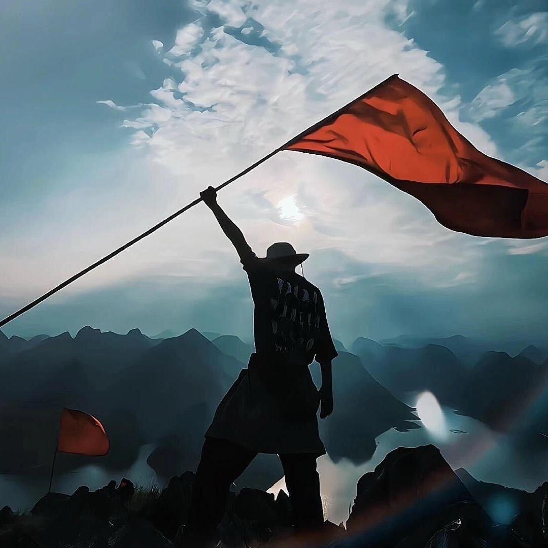 จุ๊บ于小鱼