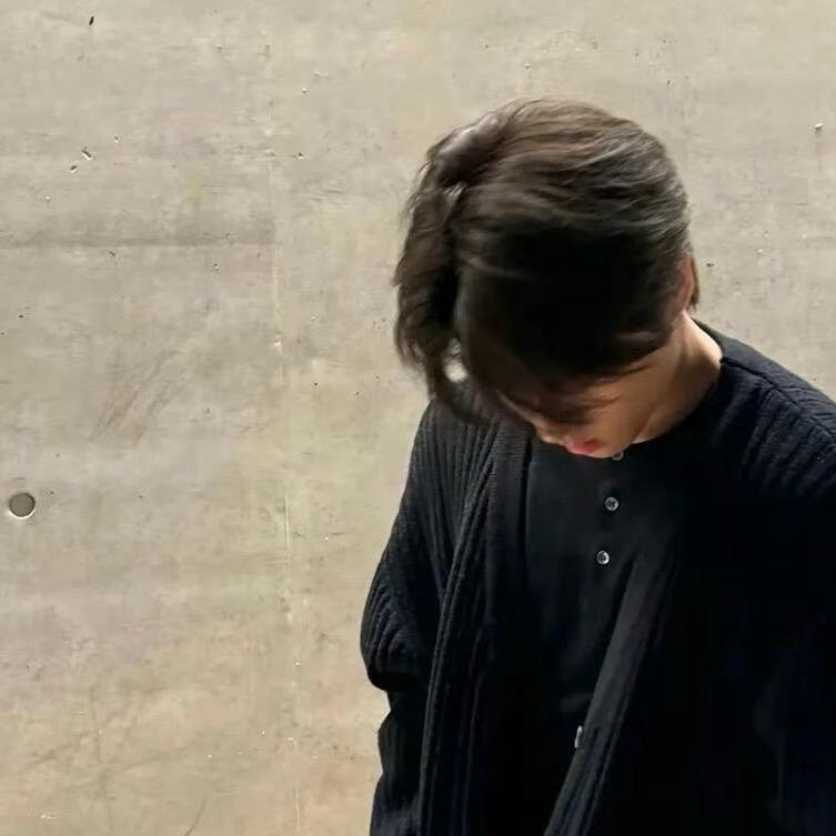 子安/·