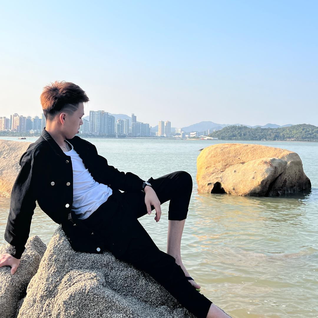 小陳同学：