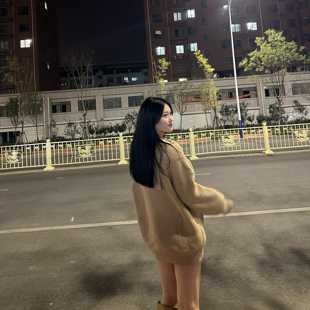@Lisa_
