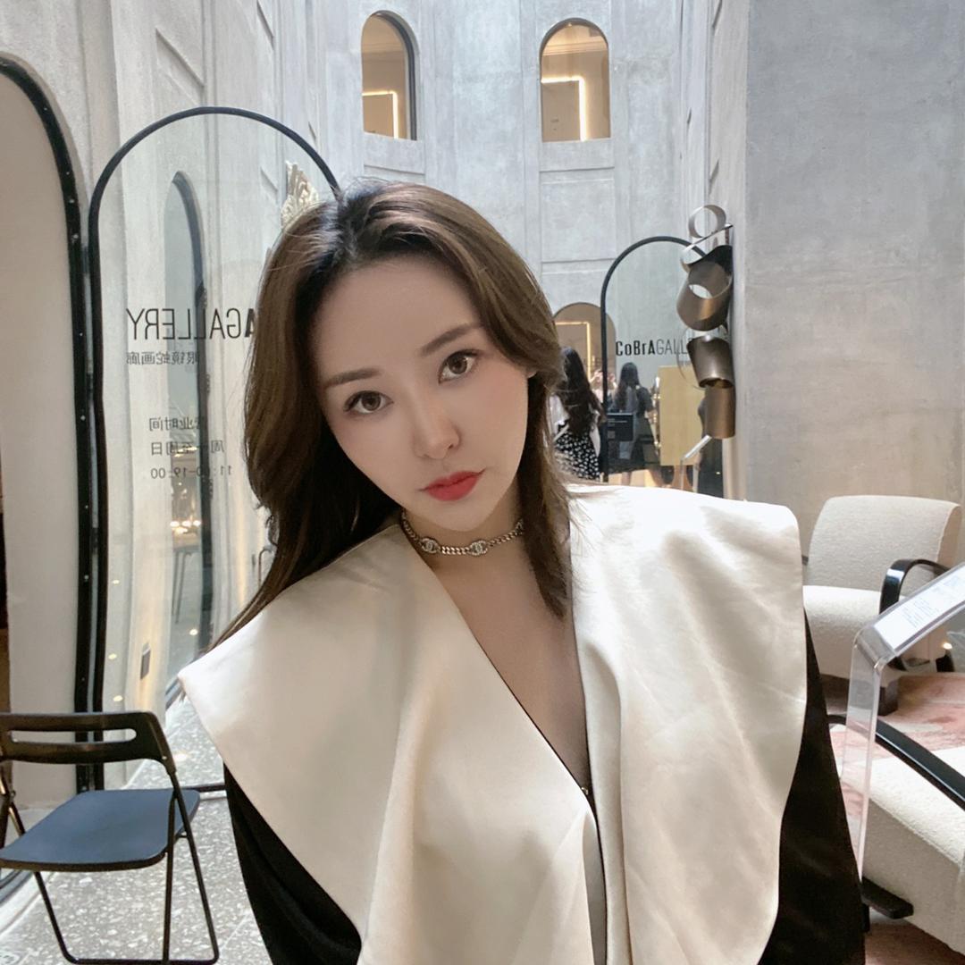 Nancy。。。