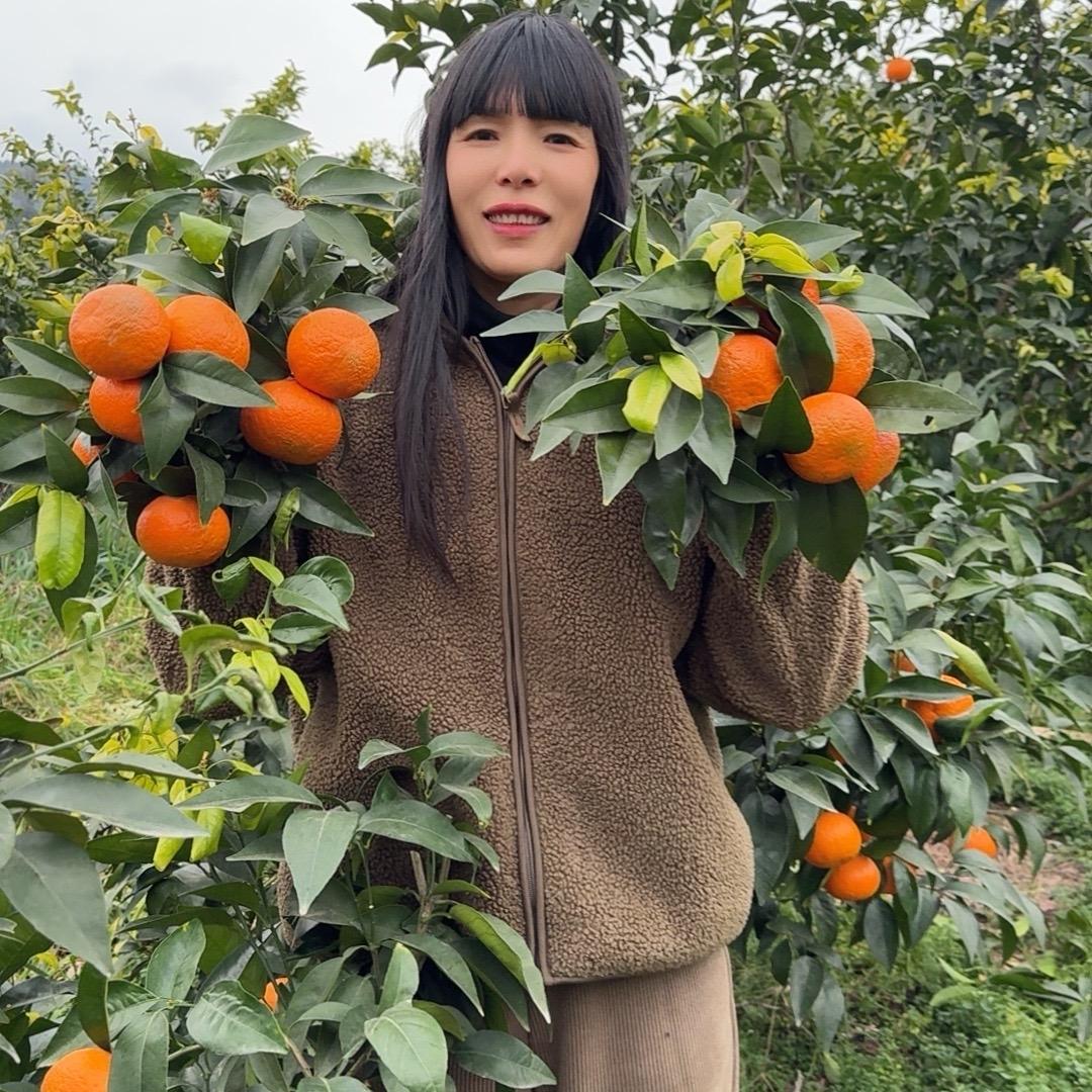 大山里的女汉子