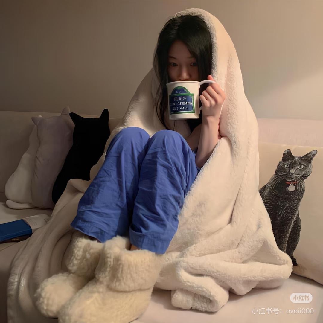 一杯热水.