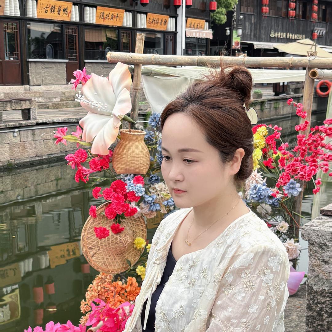 横七竖八女神包
