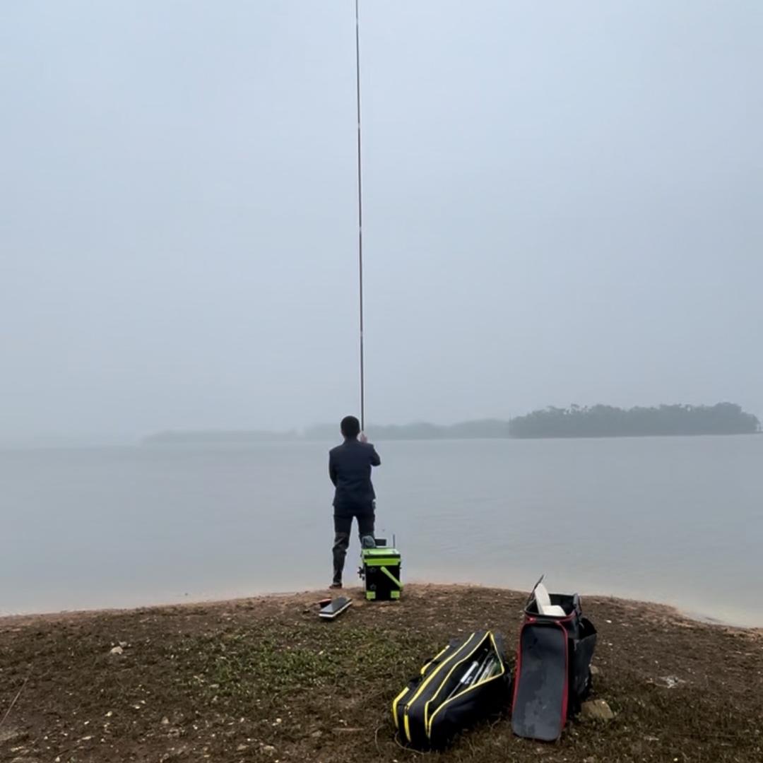 隔壁老王爱钓鱼🎣