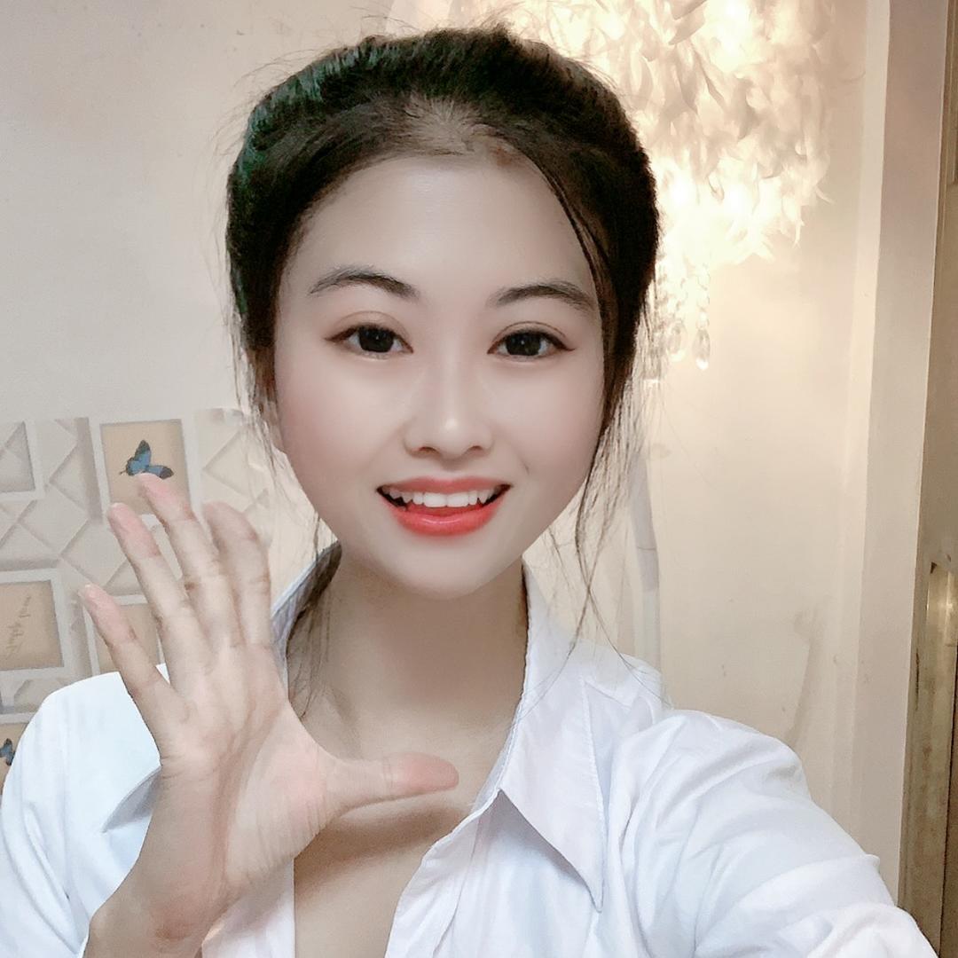 媛媛🎀