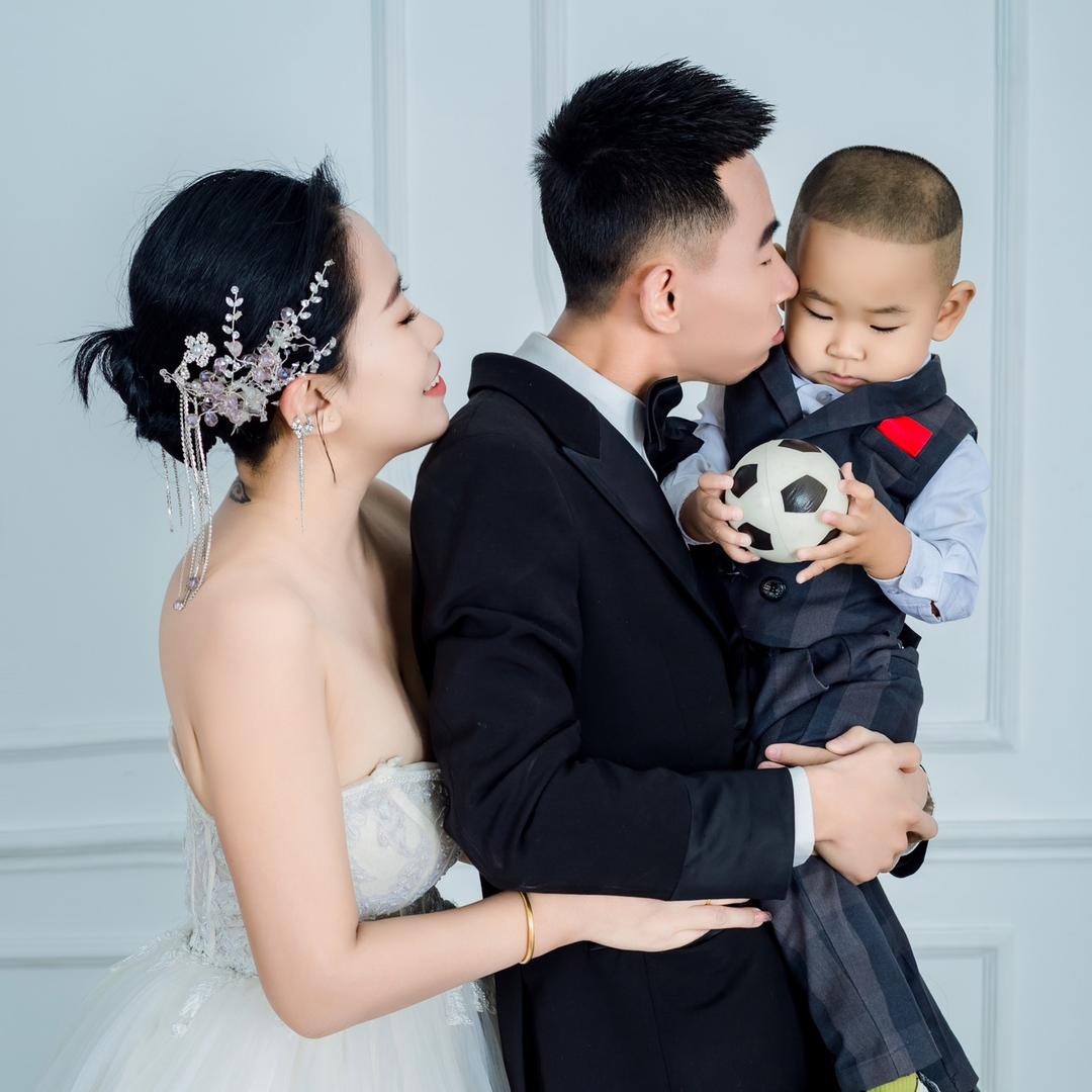 এ 王优秀児 ঞ