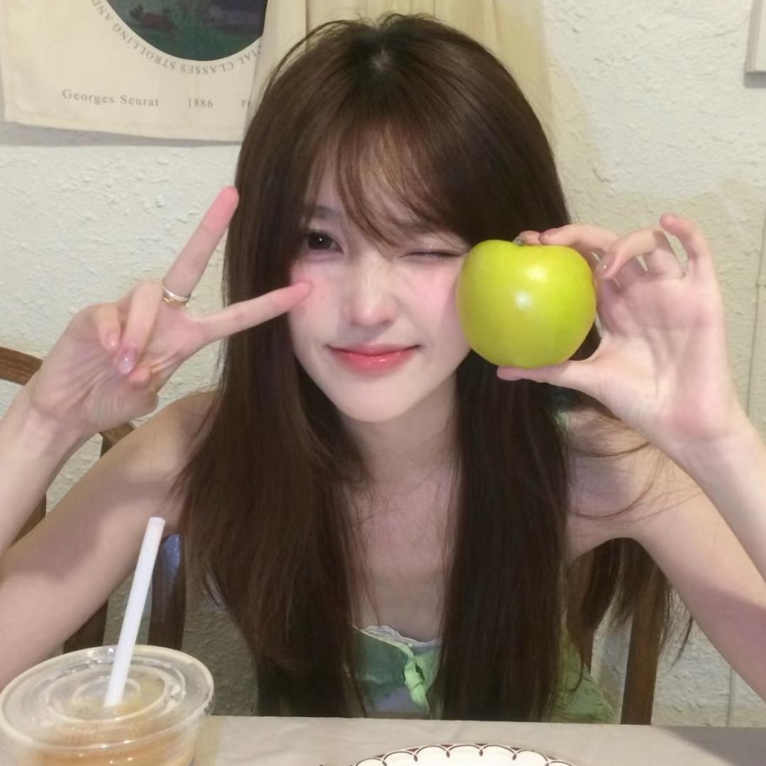 吃一口苹果🍏