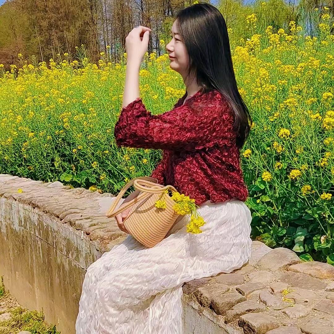 小^_^红
