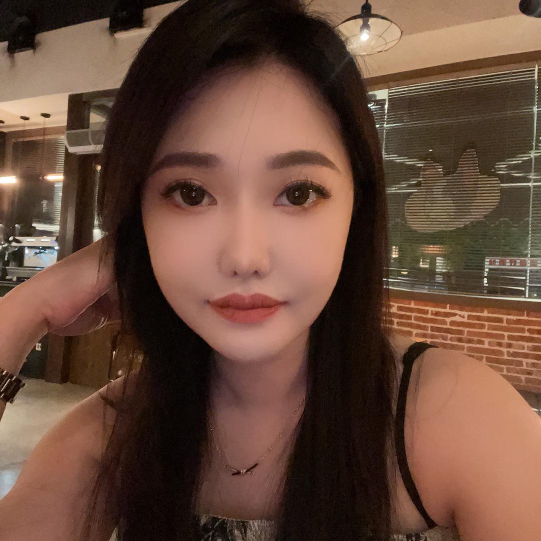 小婷吖
