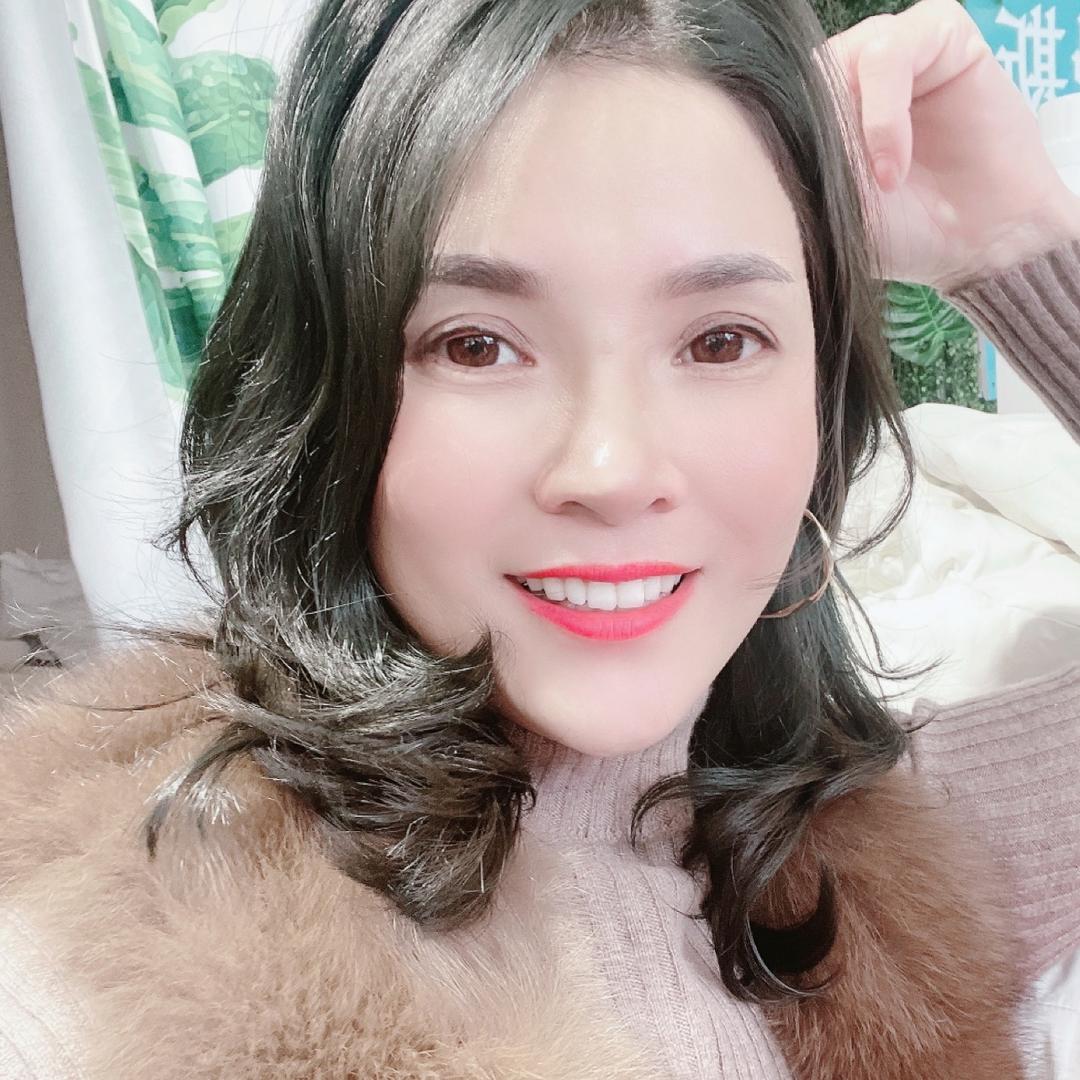 苗族姑娘