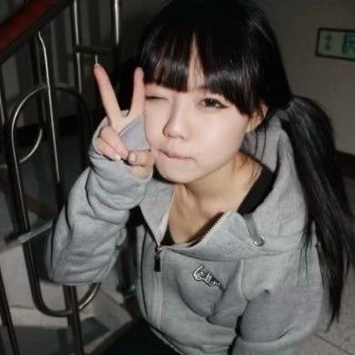小e