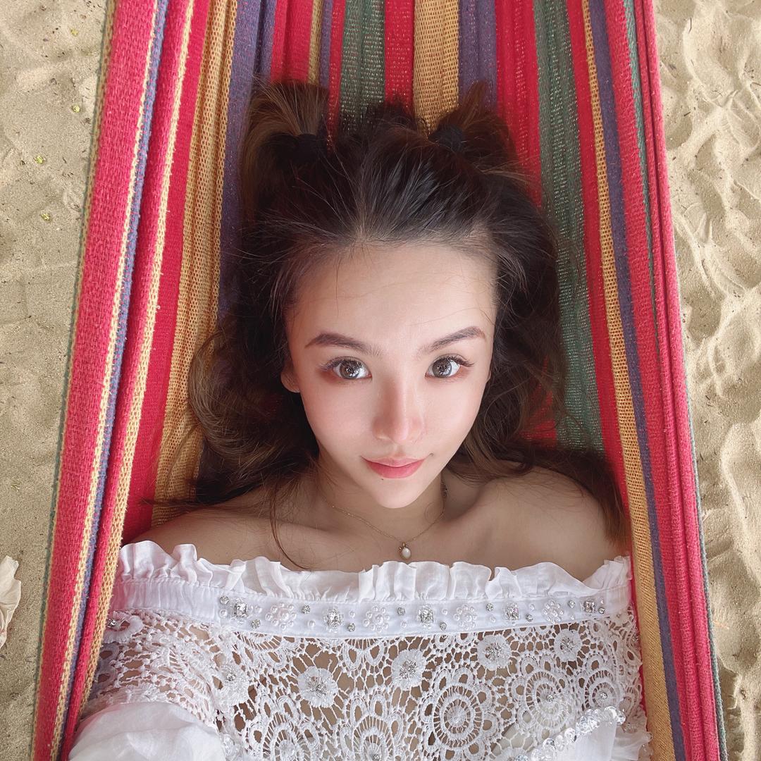 野孩子小芸儿