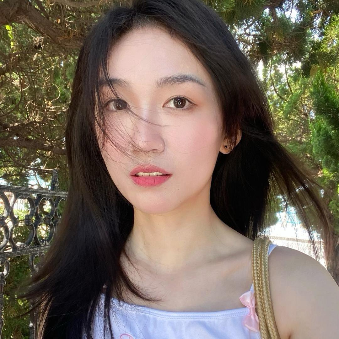 耶耶爱吃肉
